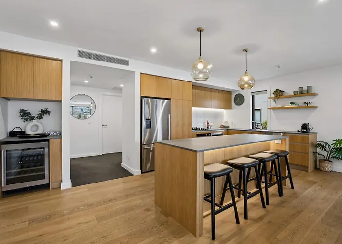 Lakeside Bliss Luxury 2 Bedroom Apartment Wanaka